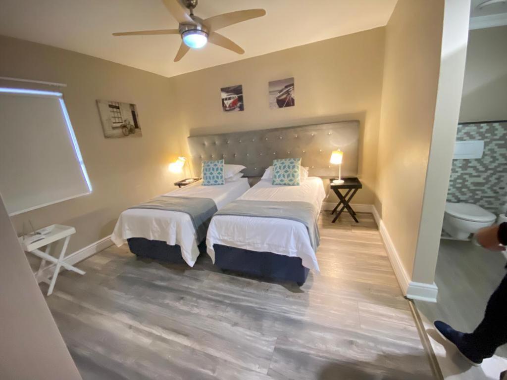 Loddey'S Self Catering Apartments - By Beach Collection Странд Екстер'єр фото